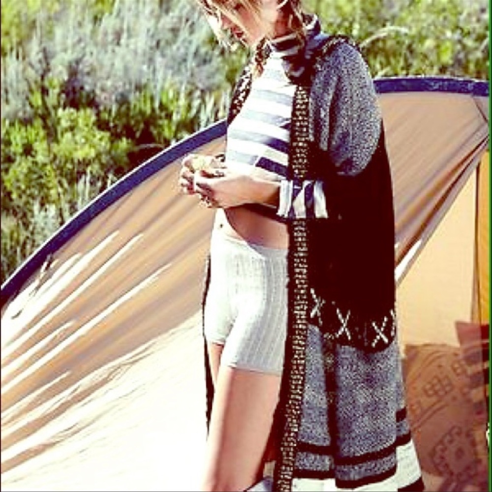 Free People Solstice Spirit Poncho size XS/S (Oversized) EUC
